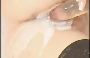 XXX Tiny masturbating live periscope