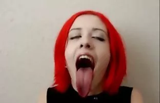 XXX She loves big cocks and loves to feel when her pussy gets stretched.